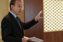 La falta de oficio y de formación, principal causa de los errores judiciales sobre finanzas Pablo Fernández