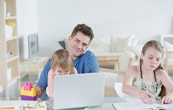 Ernst & Young Abogados establece la jornada laboral no presencial jornada laboral no presencial