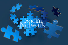 Cuatrecasas, Gonçalves Pereira es el despacho español más influyente en las redes sociales, según el índice Klout Piezas de puzzle azules con la palabra social network