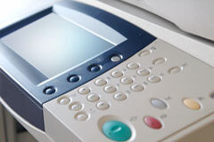 El mejor amigo de la gestión documental, el escáner Un scanner.