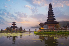 El despacho anuncia su asociación con Linda Widyati & Partners siguiendo su estrategia de expansión en Asia Pacífico Templo Balinés