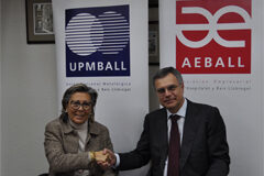 Bufete Escura ayudará a las empresas de la Associació Empresarial de l’Hospitalet i Baix Llobregat a internacionalizarse De izquierda a derecha: M. Rosa Fiol (directora general de la Associació Empresarial de l'Hospitalet i Baix Llobregat) y Fernando Escura (Socio-Director de Bufete Escura).