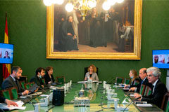 La Mesa del Congreso acuerda crear la Comisión no permanente para la Reconstrucción Social y Económica La Mesa del Congreso acuerda crear la Comisión no permanente para la Reconstrucción Social y Económica