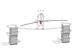 El abogado y la adversidad, condenados a entenderse Haciendo equilibrio en una cuerda entre dos pilas de documentos