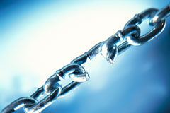 La liberalización del comercio y de determinados servicios Una cadena con un eslabón roto