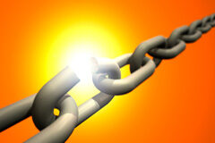 Cómo romper situaciones de dependencia tecnológica con proveedores Una cadena con un eslabón roto