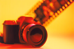 ¿Puede una empresa explotar la imagen de un trabajador? Una cámara de fotos