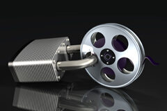 ¿SinDeRechos y sin Modelo de Negocio? Un rollo de película con un candado