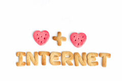 Curso de e-cocina (III): Recomendaciones para cocinar una gran cookie La palabra internet hecha con galletas