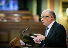 Cristóbal Montoro durante el debate parlamentario de los Presupuestos