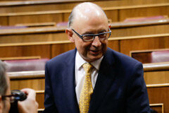 El Congreso da luz verde al Proyecto de Ley de contratación pública y lo remite al Senado Cristóbal Montoro, cuyo departamento ha elaborado el Proyecto de Ley de Contratos del Sector Público, durante el último Pleno del julio