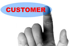 Abogados y clientes problemáticos (II) Una mano apuntando a la palabra 'Customer'