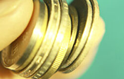 Descontento e incertidumbre de los empresarios frente a las últimas reformas en materia de cotización a la Seguridad Social Monedas de euros