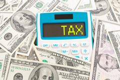 Estados Unidos: próximos retos fiscales Calculadora y dólares