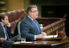 El ministro del Interior, Juan Ignacio Zoido, en una intervención del Pleno del Congreso de hace unas semanas
