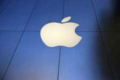 No todo es Apple: Country by Country Reporting se aproxima Edificio de Apple en Los Ángeles