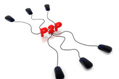 La SGAE contra las p2p Las siglas P2P en rojo conectada a seis ratones