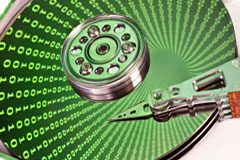 Presente y Futuro de la Tecnología RFID en el tratamiento de datos de carácter personal Un dispositivo con datos protegido