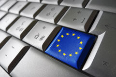 Idas y venidas del mercado único digital Una tecla con el logo de la UE