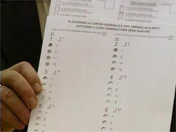 Una justa reclamación. El ejercicio del derecho de sufragio activo de las personas invidentes: El sistema braille Una justa reclamación. El ejercicio del derecho de sufragio activo de las personas invidentes: El sistema braille