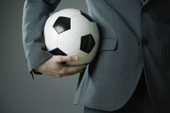 ¿Deporte o negocio? Derecho de exclusividad de los eventos deportivos Balón futbol