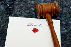 La figura del albacea en el procedimiento hereditario en España Una maza sobre un sobre