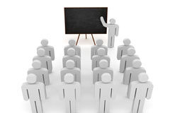 ¿Una trabajadora tiene derecho a salir media hora antes del trabajo para poder recoger a sus hijos del colegio? Alumnos en clase atendiendo al profesor que está explicando temario en la pizarra.