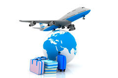 Nueva directiva sobre viajes combinados Bola del mundo, un avión y unas maletas