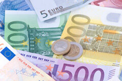 Ampliación de los supuestos de responsables subsidiarios tributarios Billetes y monedas de euro