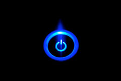 El acceso a las licencias audiovisuales de la FM en el País Vasco Botón de encendido