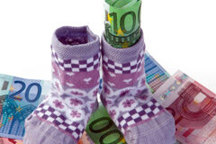 Pensión de Orfandad Calcetines y euros