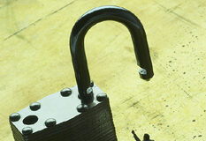 Los ficheros en la empresa. Prevenciones y medidas Los ficheros en la empresa. Prevención y medidas