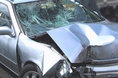 Despenalización de los juicios de faltas: ¿y ahora qué? Un coche accidentado