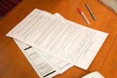 Parte I. El continuum entre minorista/consumidor y profesional/empresario en contratos bancarios Contratos sobre una mesa