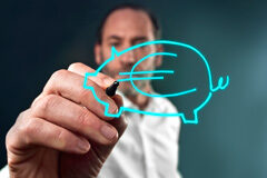 El Rescate de Los Planes de Pensiones en casos de Ejecución Hipotecaria Una pesona dibujando una hucha de cerdito