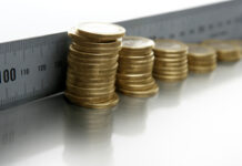 El Pleno de la Abogacía aprueba un fondo de ayudas dotado con un millón de euros Metro y euros