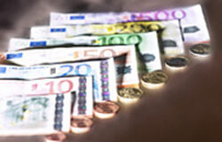 El recargo de prestaciones del artículo 123 de la Ley General de la Seguridad Social Billetes y monedas de euro