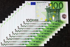 “Operación acordeón” y el derecho de preferencia de los socios Billetes de 100 euros