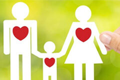 Daños morales: es posible su estimación cuando no están ligados al daño corporal Dibujo de una familia con corazones