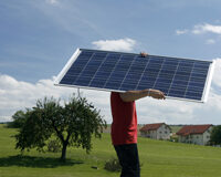 Aspectos urbanísticos relacionados con la implantación de instalaciones fotovoltaicas Aspectos urbanísticos relacionados con la implantación de instalaciones fotovoltaicas