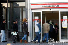 Prorroga el Programa de Activación para el Empleo Una oficina de empleo