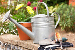 El Sabadell, condenado a devolver el dinero de un swap colocado en una jardinera Equipo de jardinería