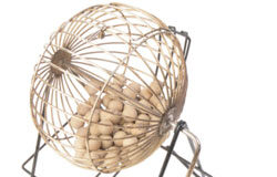 Hagan juego, señores Herramienta donde dan vueltas las bolitas de la lotería.