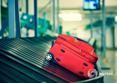 Una maleta roja