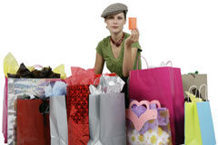 El artículo 274 del Código Penal y el error en el consumidor Una chica con un montón de bolsas.