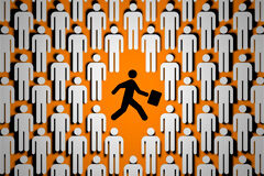 La inhabilitación de los imputados en delitos de corrupción Muñecos blancos y un muñeco negro en el centro