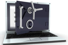 Cómo proteger el software En la pantalla de ordenador portatil, una caja fuerta abierta