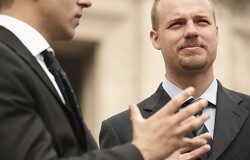 La posición del socio que desea recibir retornos en la asamblea general que decida el destino de los resultados positivos (I) La posición del socio que desea recibir retornos en la asamblea general que decida el destino de los resultados positivos (I)