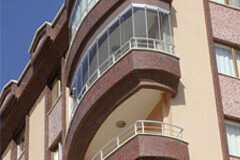 ¿Cúal es el quórum actualmente exigibe para la aprobación de cerramientos de terrazas privativas? Vista de terrazas en un edificio