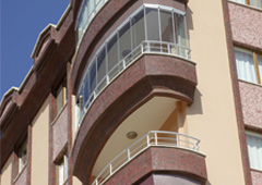 Vista de terrazas en un edificio